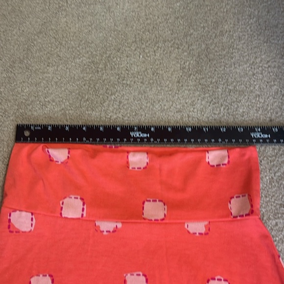 Lularoe skirt sz Medium coral pink with light pink and fuchsia - Picture 2 of 6